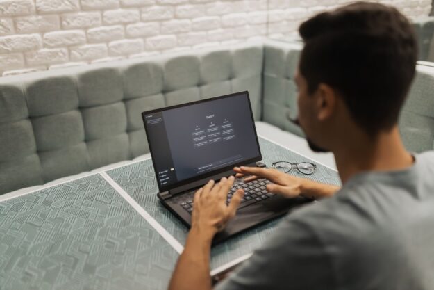 AI Governance for Software Companies: A Practical Guide to Trustworthy Decision Support